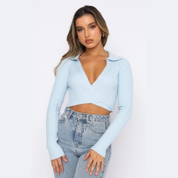 NWT WhiteFox Long Sleeve Crop Top - Baby Blue M/L - Picture 3 of 4